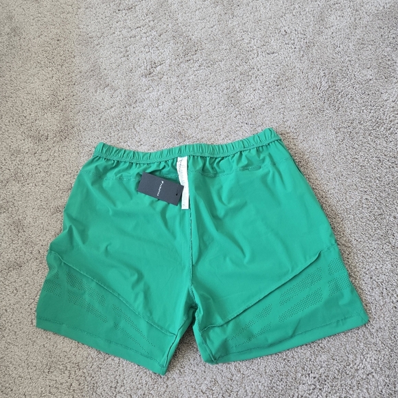 NWT Fabletics The One Short Ventilated 7in Mens Size XXL Verde Green Color - Picture 13 of 16